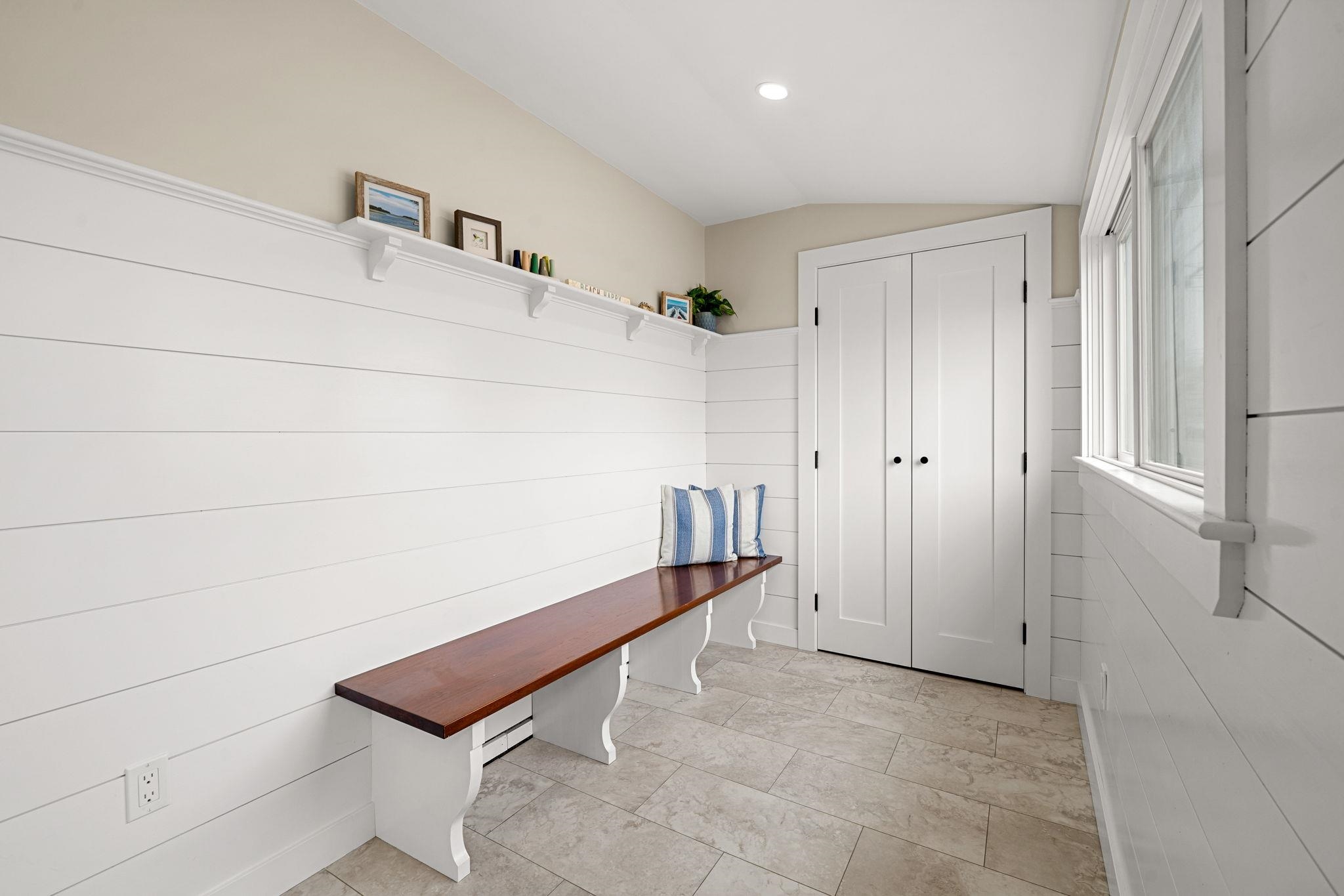 543 Winnacunnet Road Hampton, NH 03842 - Photo 8 of 39