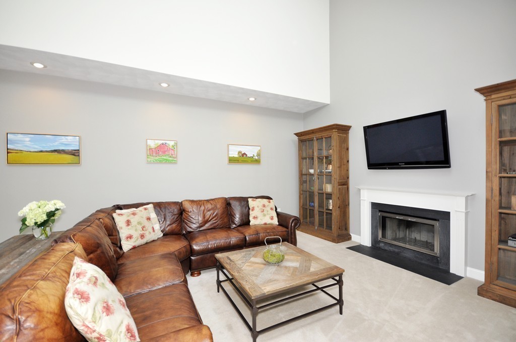 20 Alexandra Way Acton, MA 01720 - Photo 12 of 30 Gallery Image 12