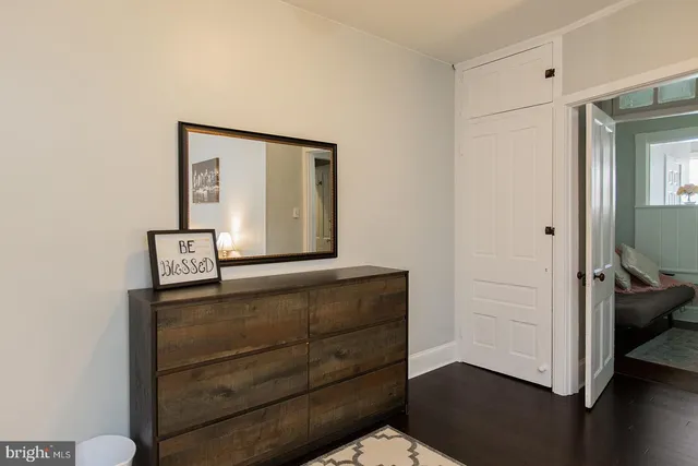 a view of a hallway with closet
