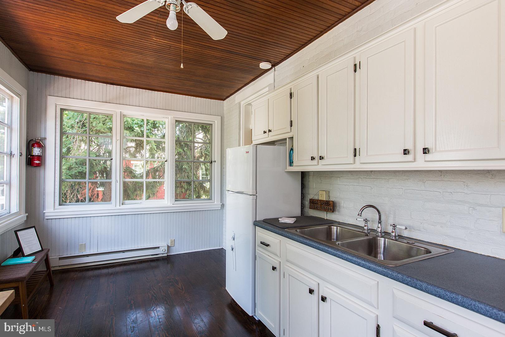 419 West Orange Street, Unit 4 Lancaster, PA 17603 - Photo 7 of 52