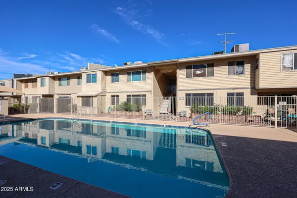 $99,999 | 2605 West Rose Lane, Unit B202, Phoenix, AZ 85017