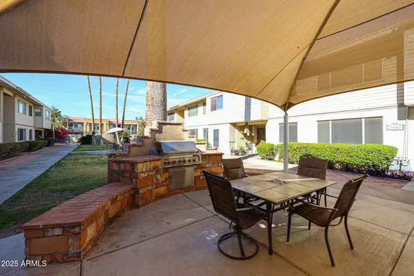 $99,999 | 2605 West Rose Lane, Unit B202, Phoenix, AZ 85017