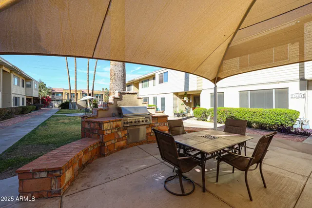 $99,999 | 2605 West Rose Lane, Unit B202, Phoenix, AZ 85017