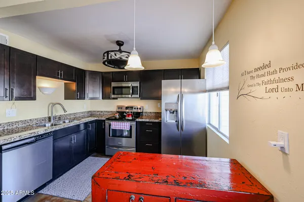 $99,999 | 2605 West Rose Lane, Unit B202, Phoenix, AZ 85017