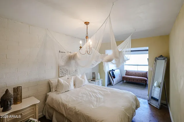 $99,999 | 2605 West Rose Lane, Unit B202, Phoenix, AZ 85017