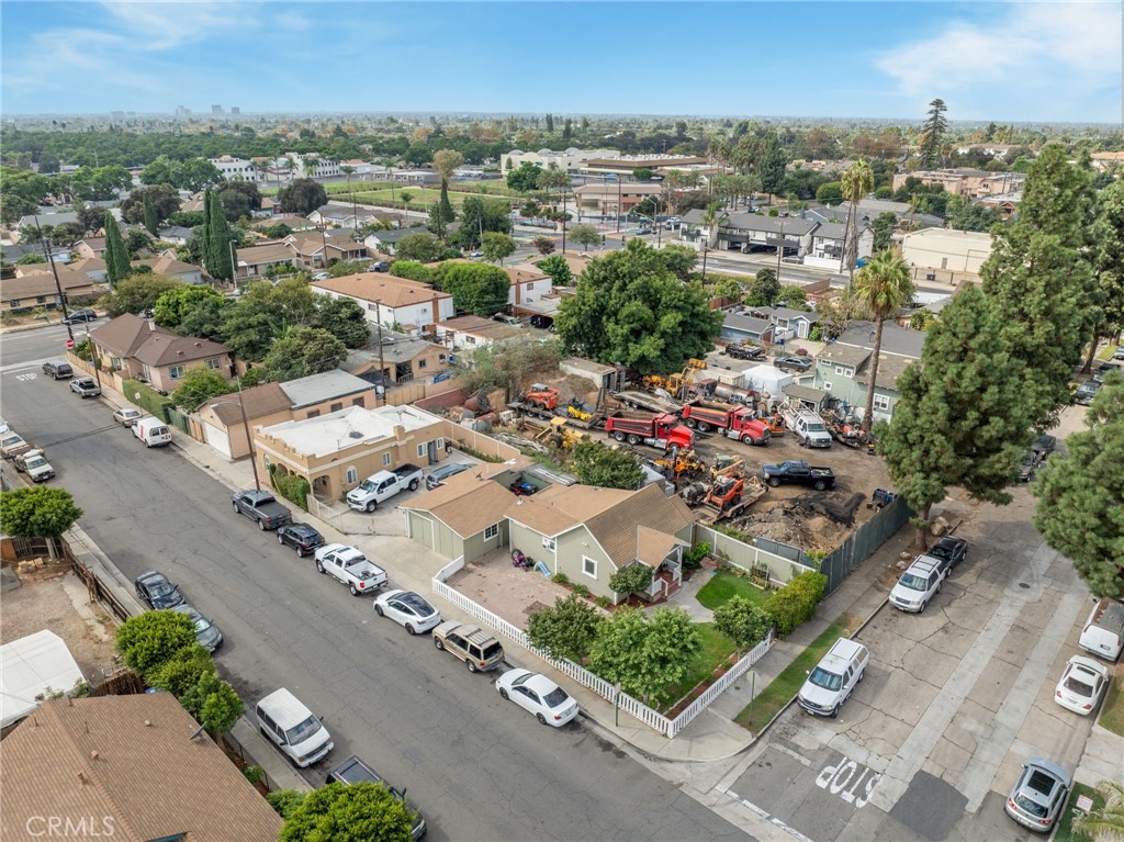 926 East Pine Street Santa Ana, CA 92701 - Photo 10 of 15 an aerial view of multiple house