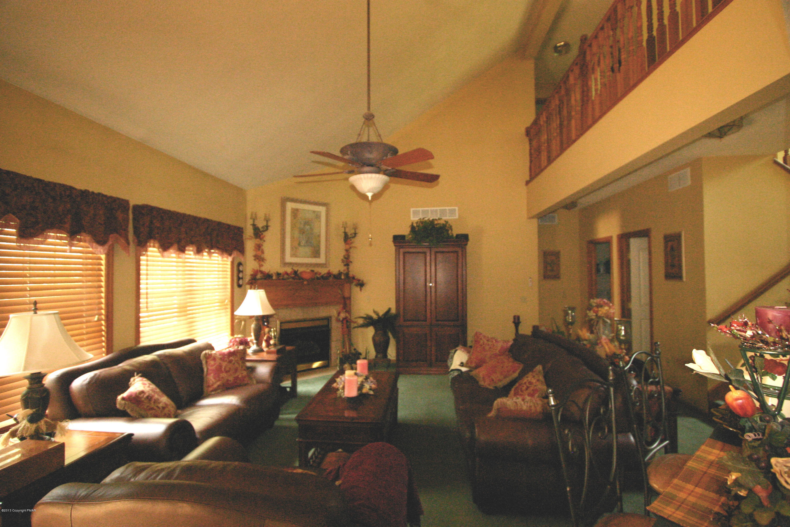 4119 Hickory Road Tobyhanna, PA 18466 - Photo 8 of 19 buon liv rm