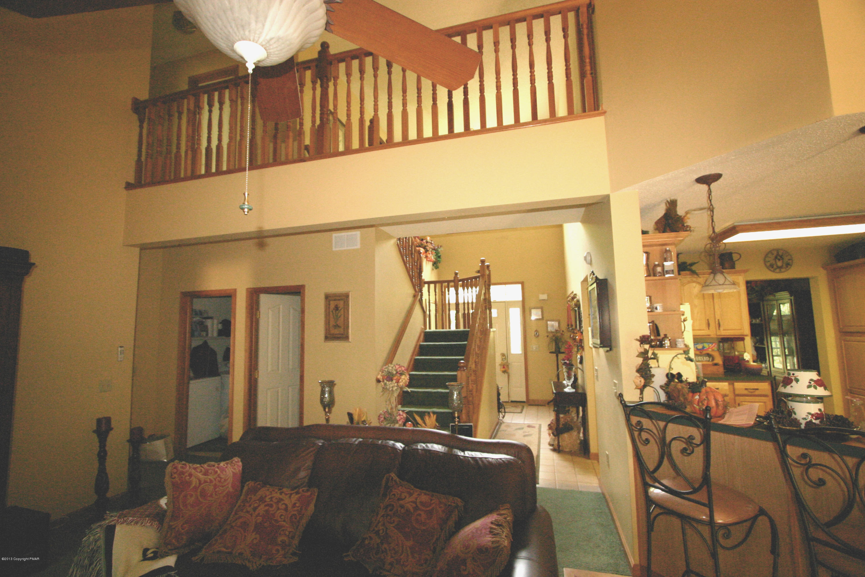 4119 Hickory Road Tobyhanna, PA 18466 - Photo 9 of 19 buon foyer