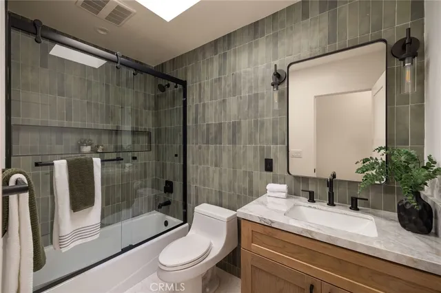 $1,788,000 | 3176 La Tierra Street, Pasadena, CA 91107