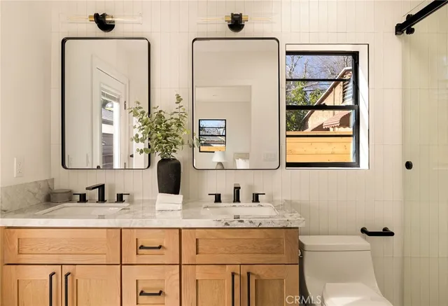 $1,788,000 | 3176 La Tierra Street, Pasadena, CA 91107