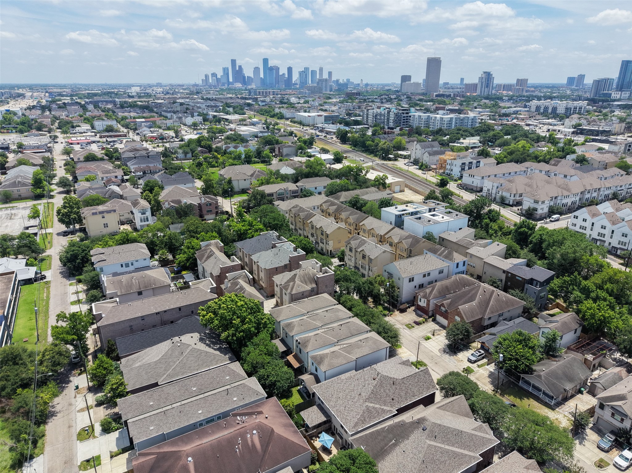 5232 Eigel Street Houston, TX 77007 - Photo 36 of 41