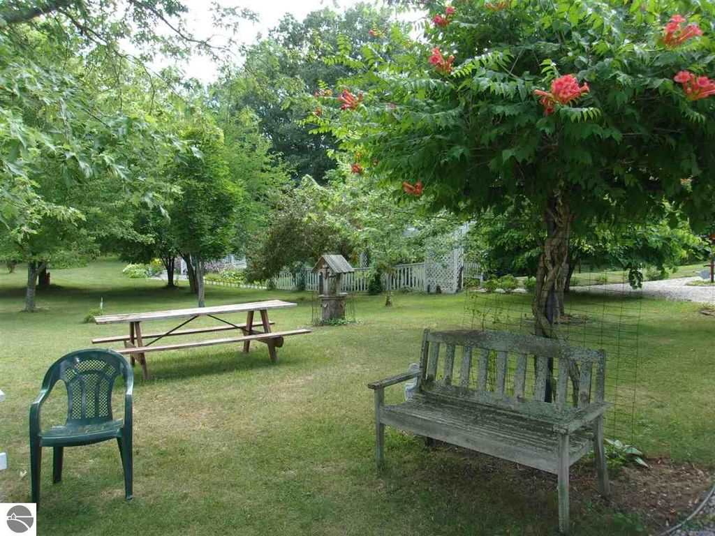 4745 West Fremont Road Blanchard, MI 49310 - Photo 3 of 5 1850899-2.JPG