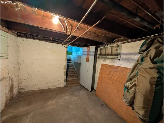 $159,700 | 1516 Monroe Avenue, La Grande, OR 97850