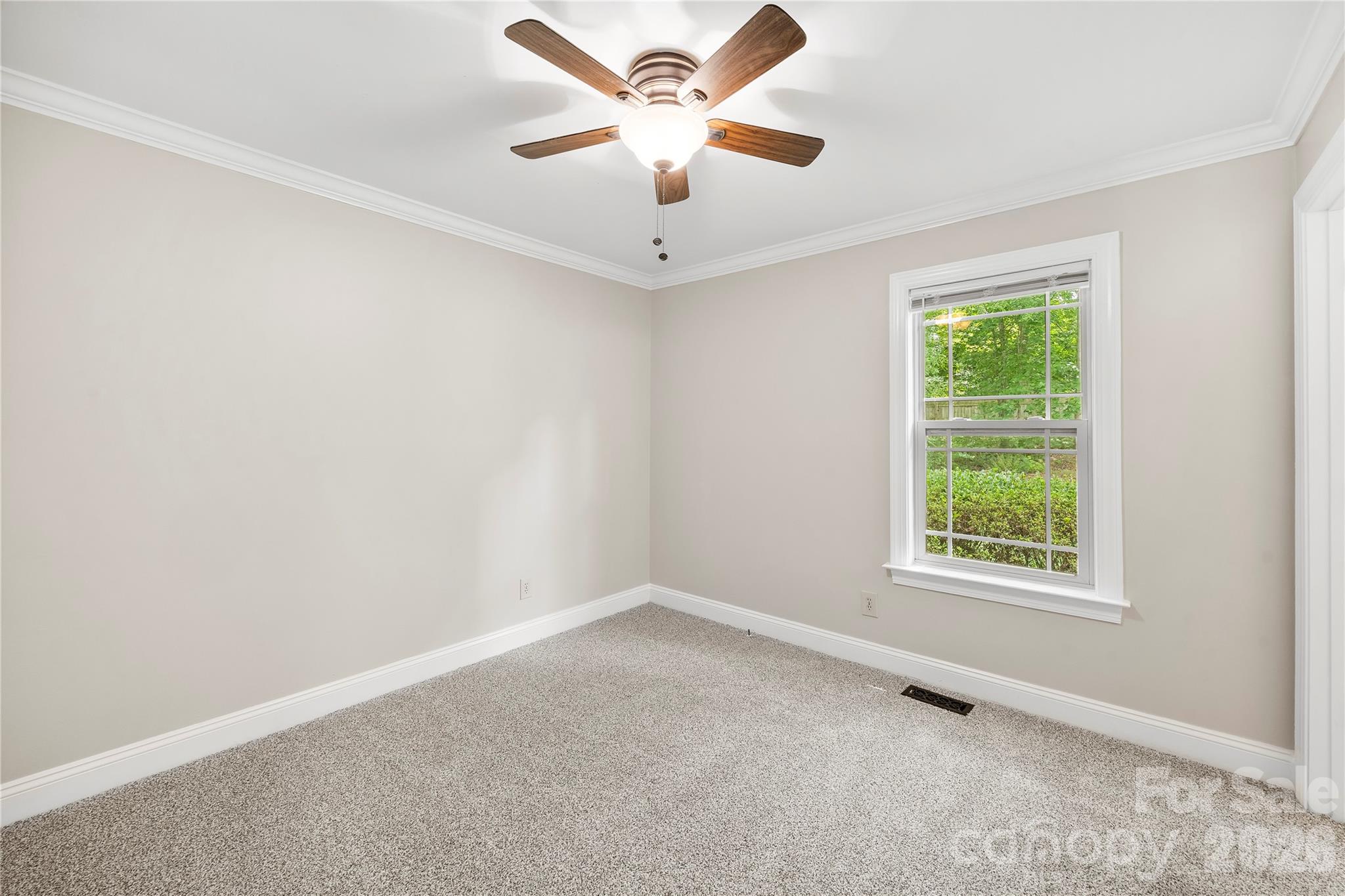 1050 Hay Row Road Clover, SC 29710 - Photo 14 of 36