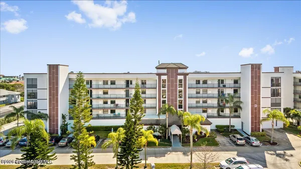 $2,700 | 3613 South Banana River Boulevard, Unit D504, Cocoa Beach, FL 32931