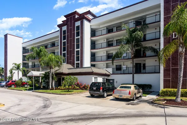 $2,700 | 3613 South Banana River Boulevard, Unit D504, Cocoa Beach, FL 32931