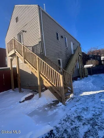 $1,400 | 11 Congress Street, Unit 2, Cohoes, NY 12047