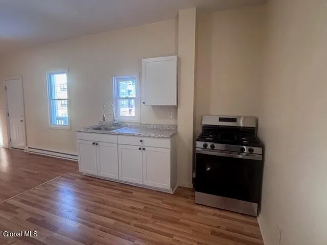 $1,400 | 11 Congress Street, Unit 2, Cohoes, NY 12047