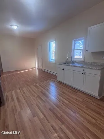 $1,400 | 11 Congress Street, Unit 2, Cohoes, NY 12047