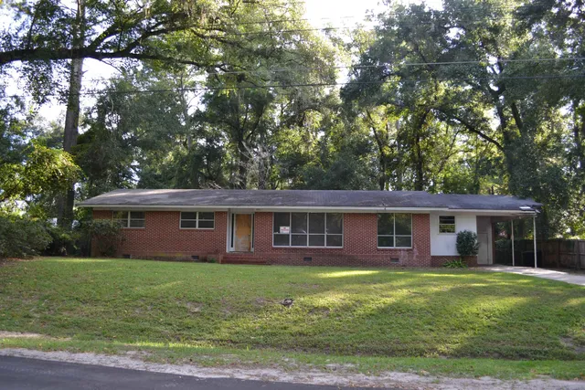$149,900 | 922 Creek Road, Tallahassee, FL 32305