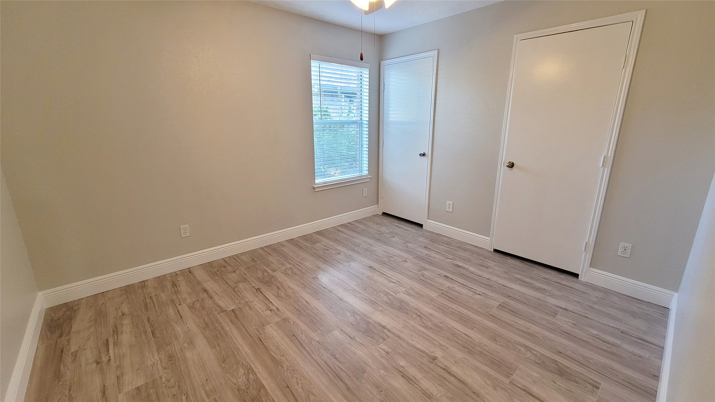 5227 Clarkston Lane Spring, TX 77379 - Photo 15 of 28 2nd Bedroom