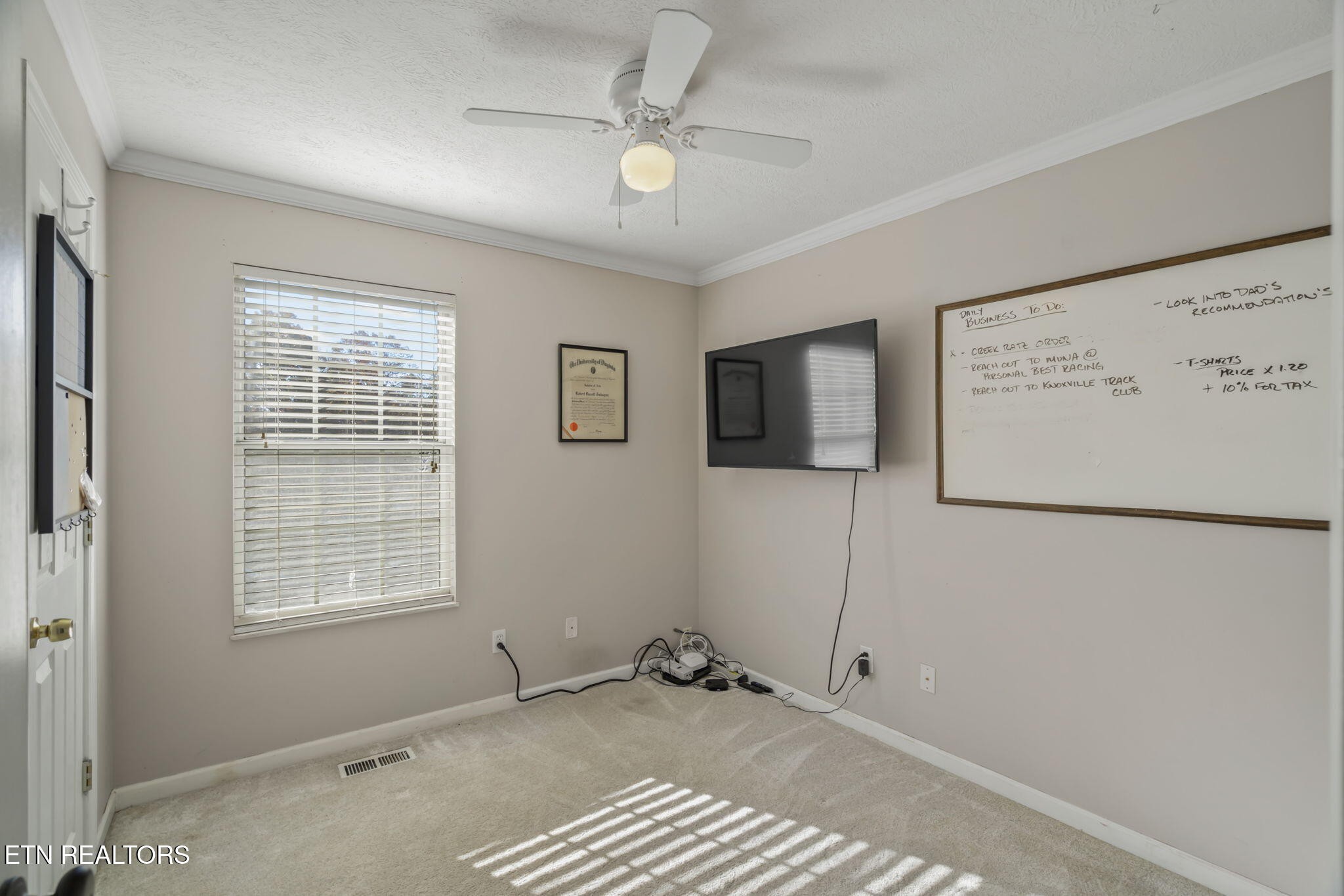172 Edgewood Drive Powell, TN 37849 - Photo 18 of 29 a view of a livingroom with furniture and cabinet