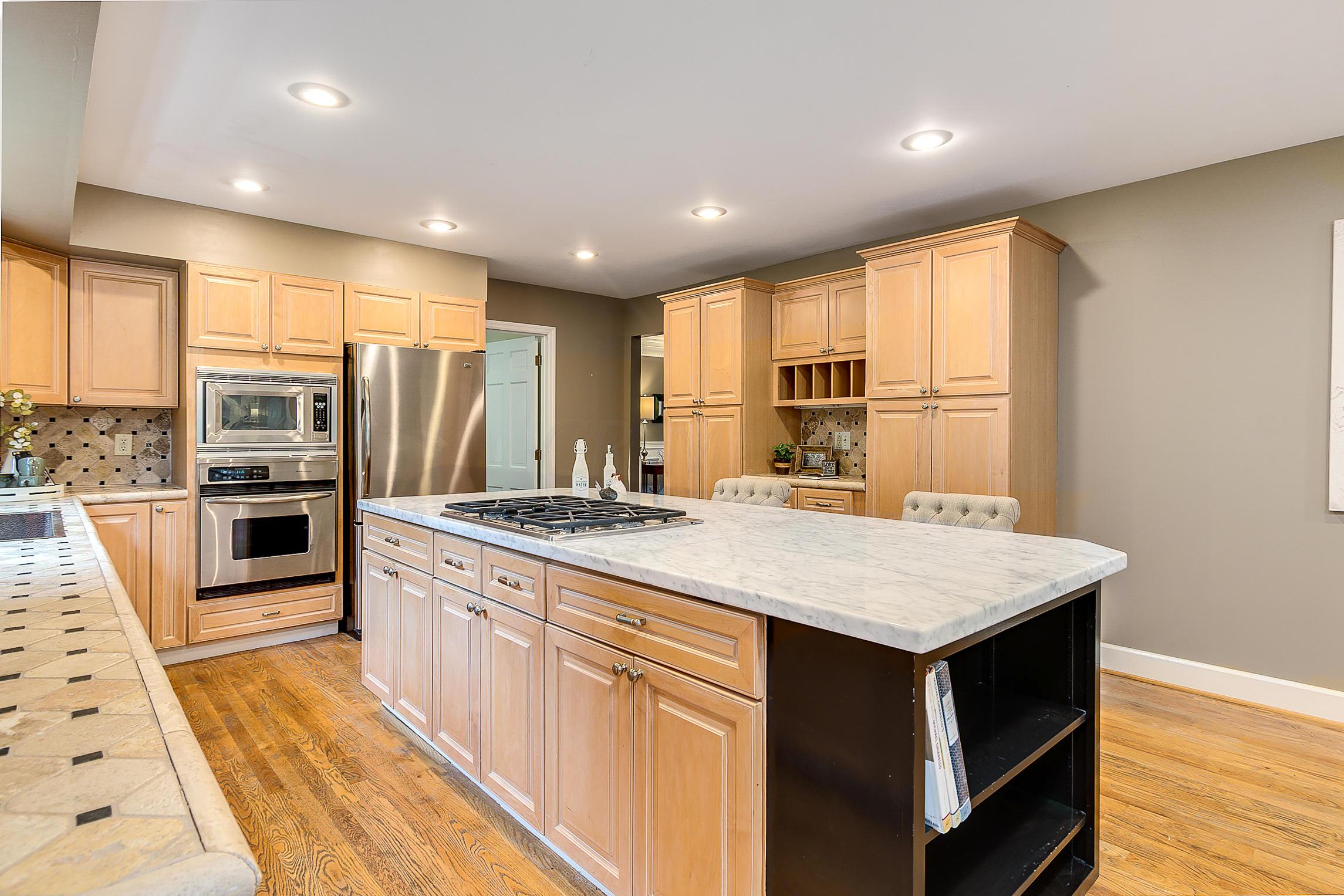 4392 Dublin Road Columbus, OH 43221 - Photo 14 of 54 Gallery Image 14