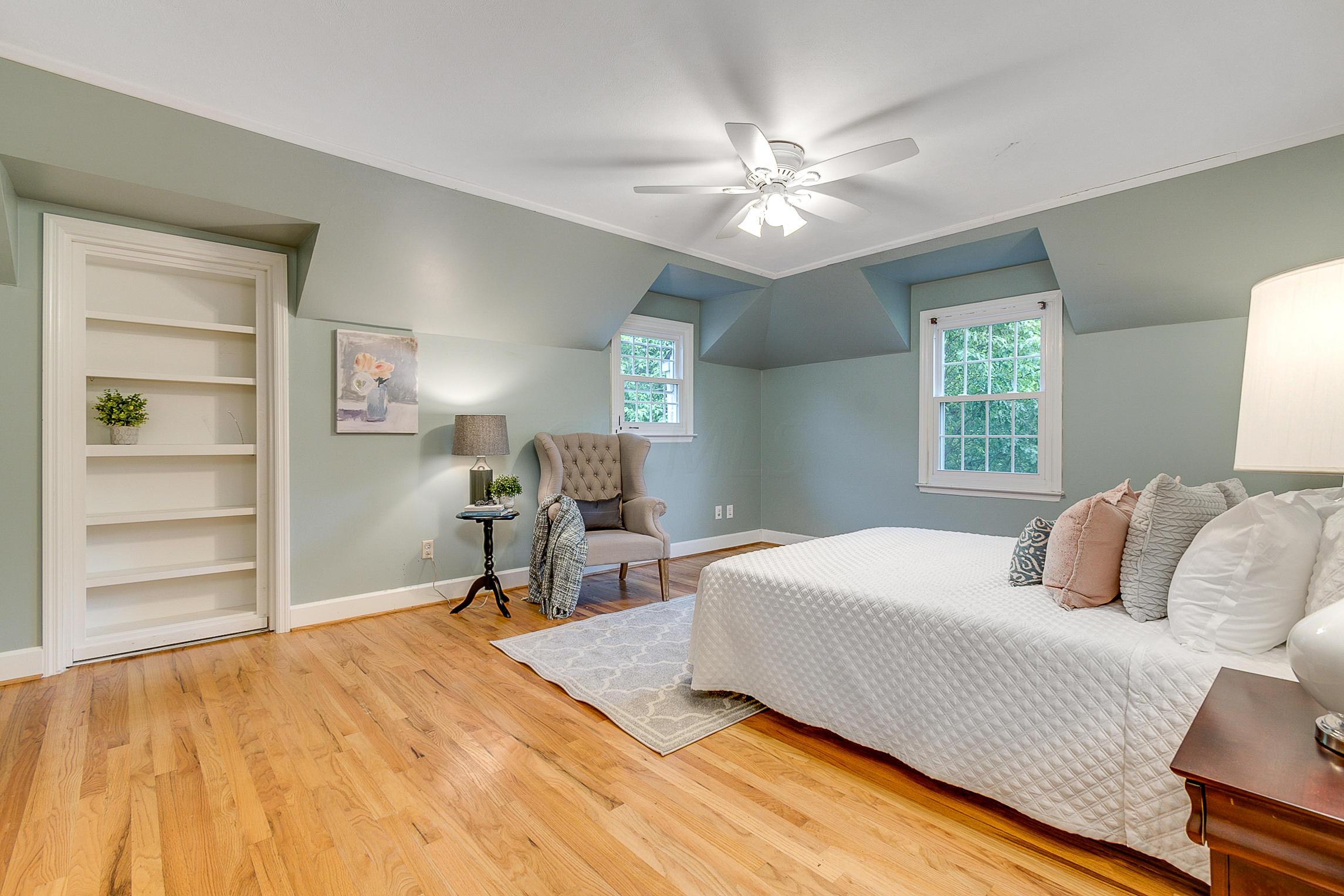 4392 Dublin Road Columbus, OH 43221 - Photo 30 of 54 Gallery Image 30
