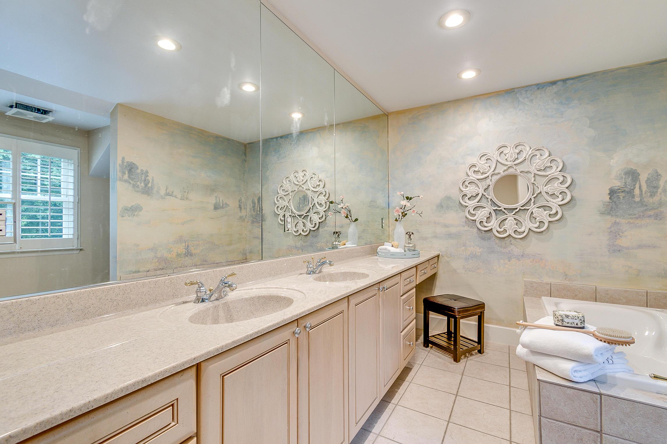 4392 Dublin Road Columbus, OH 43221 - Photo 36 of 54 Gallery Image 36