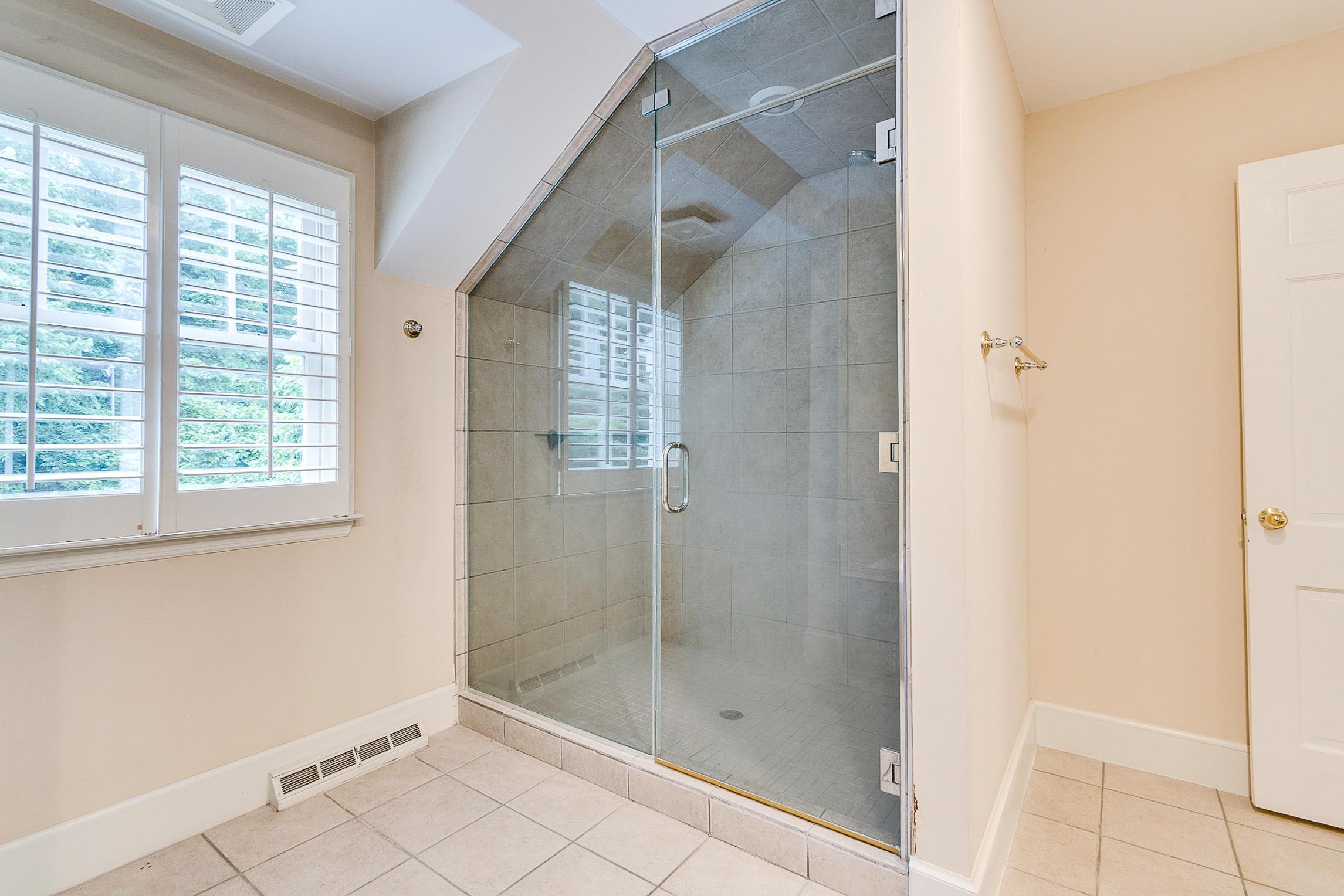 4392 Dublin Road Columbus, OH 43221 - Photo 37 of 54 Gallery Image 37