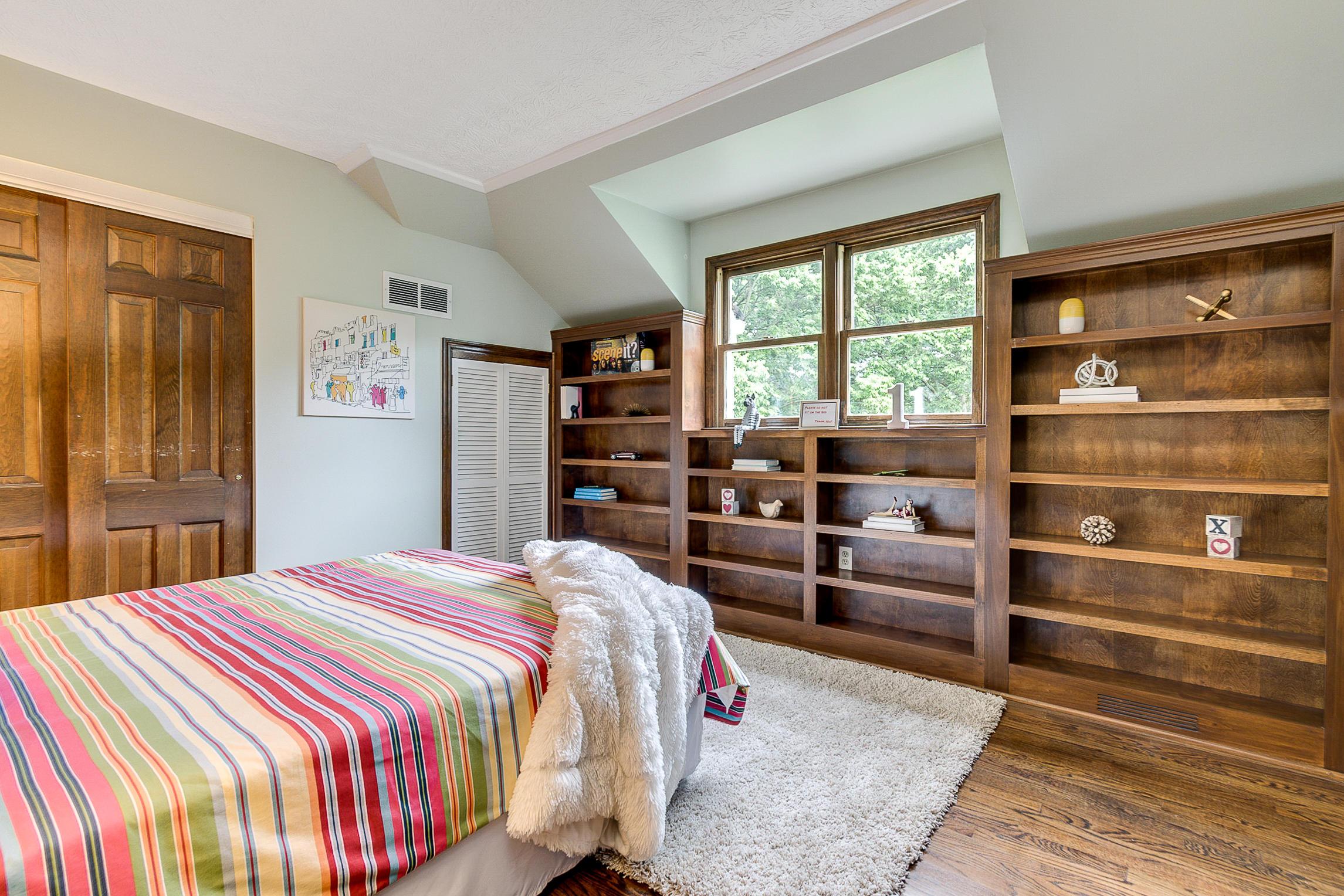 4392 Dublin Road Columbus, OH 43221 - Photo 40 of 54 Gallery Image 40