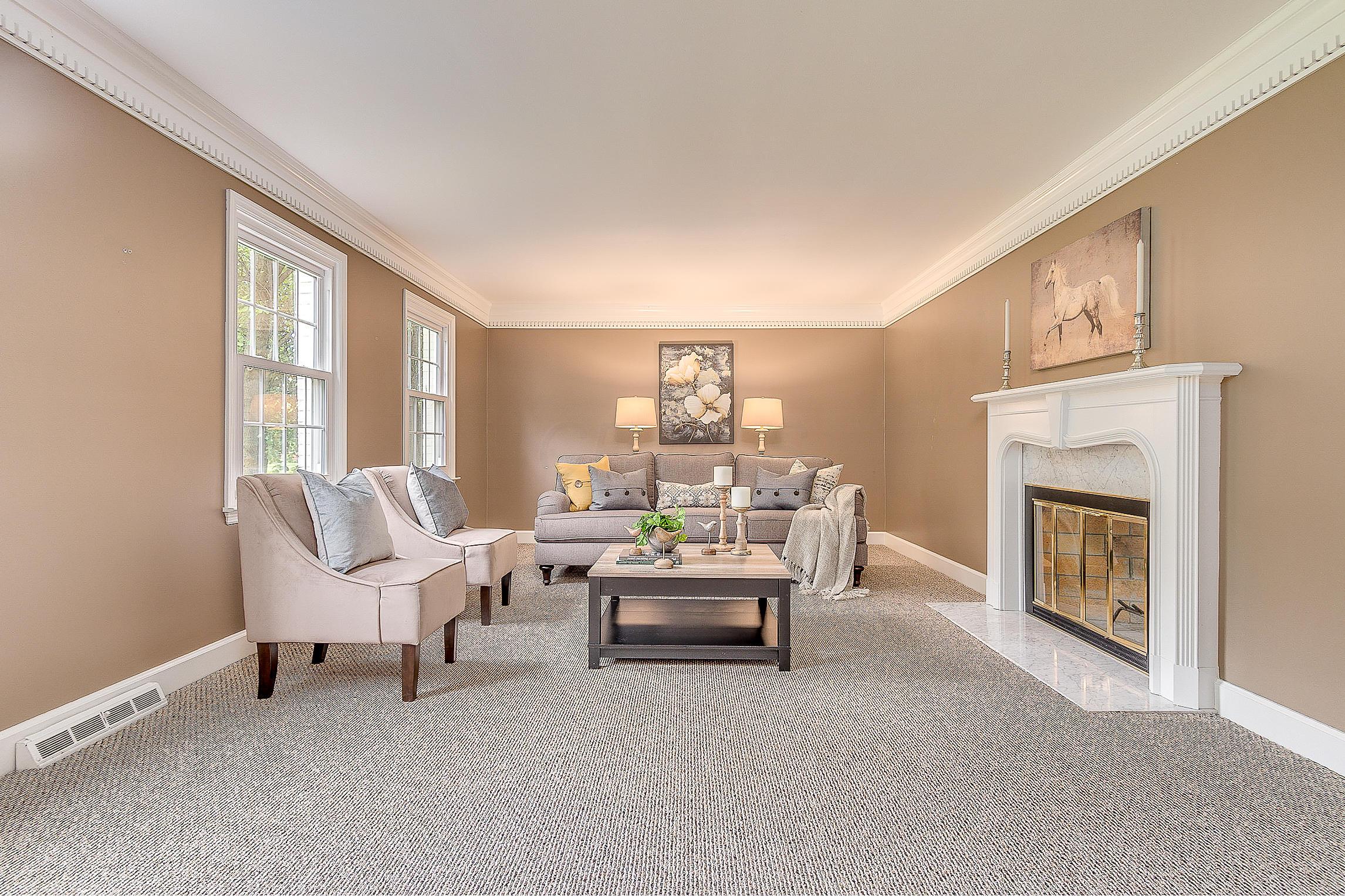 4392 Dublin Road Columbus, OH 43221 - Photo 5 of 54 Gallery Image 5