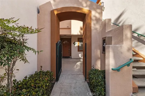 $1,295,000 | 320 Villa Point Drive, Newport Beach, CA 92660