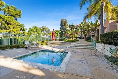 $1,295,000 | 320 Villa Point Drive, Newport Beach, CA 92660