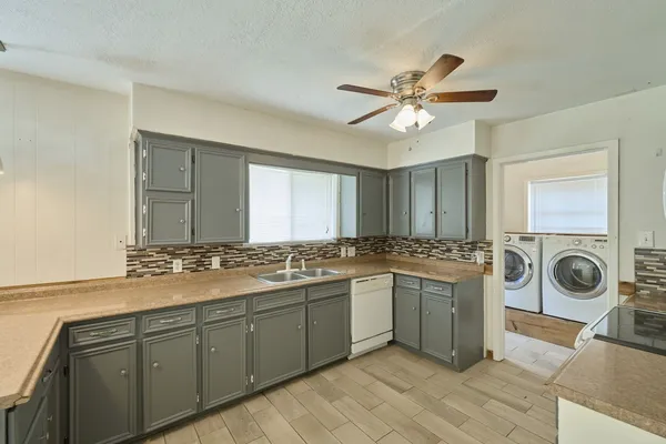 $255,000 | 1815 Live Oak Drive, Conroe, TX 77301