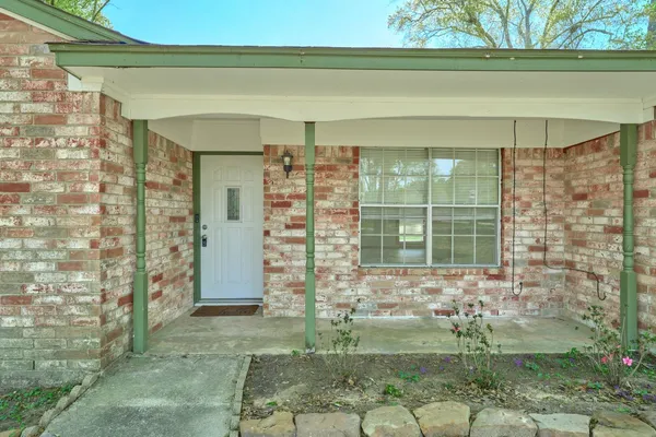 $255,000 | 1815 Live Oak Drive, Conroe, TX 77301