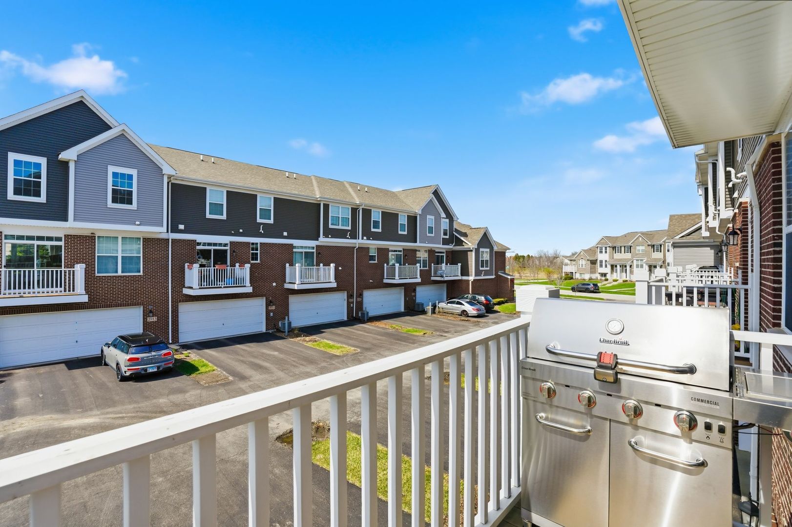 2925 Madison Drive Naperville, IL 60564 - Photo 26 of 37 a front view of a building with street view