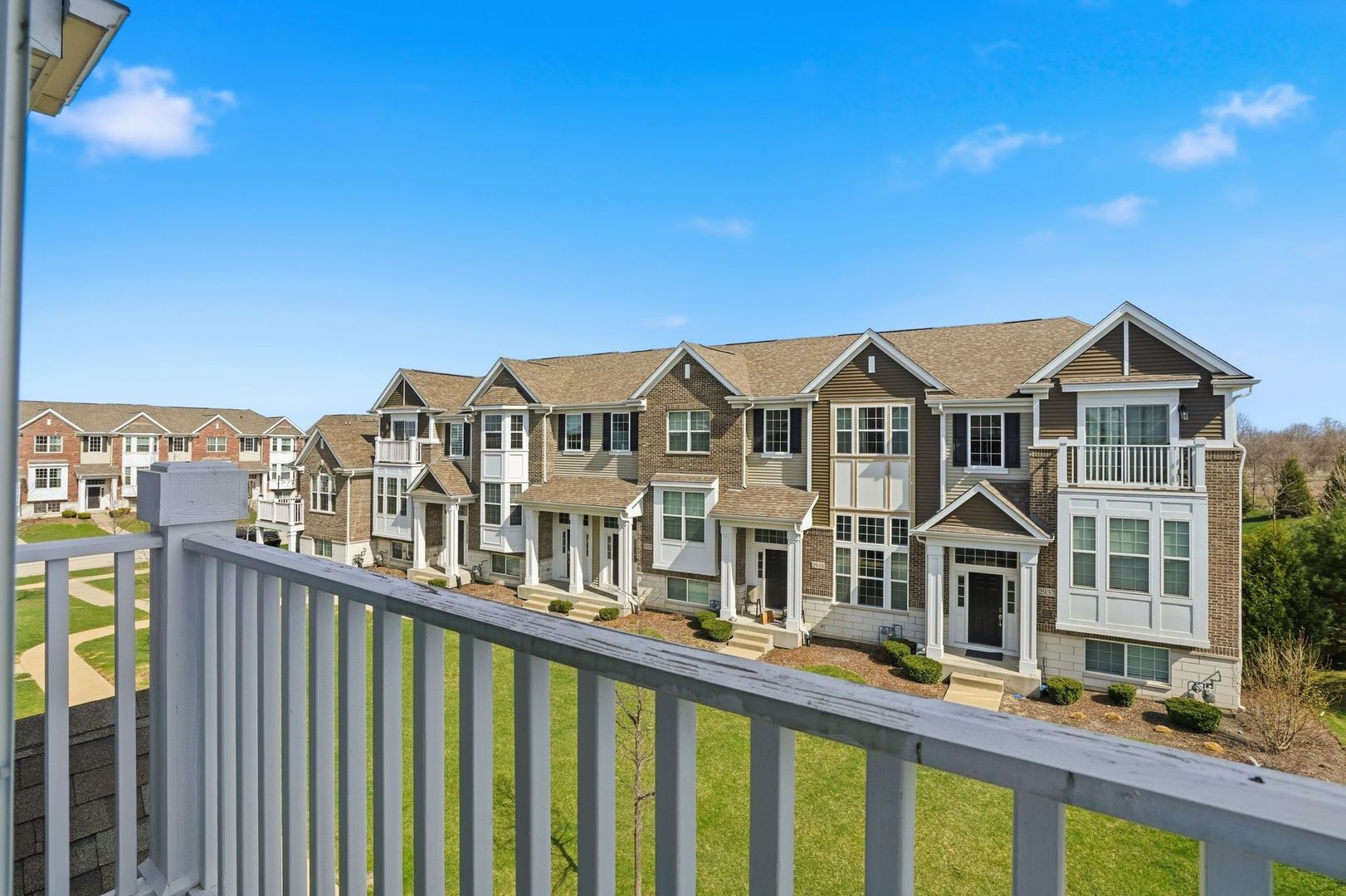 2925 Madison Drive Naperville, IL 60564 - Photo 27 of 37 a view of a city from a balcony