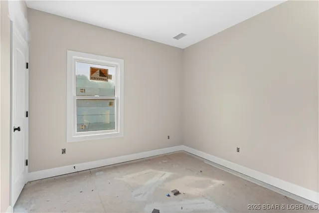 $515,000 | 48 Eagles Pass, Climax Springs, MO 65324