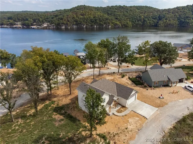 $515,000 | 48 Eagles Pass, Climax Springs, MO 65324