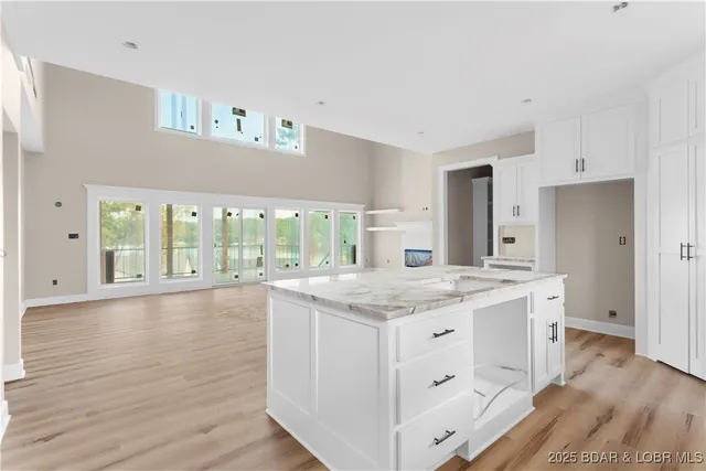 $515,000 | 48 Eagles Pass, Climax Springs, MO 65324