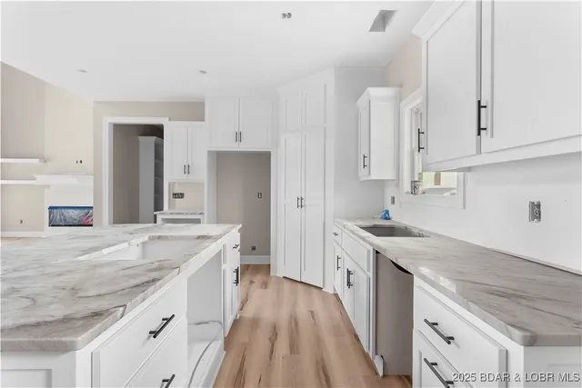 $515,000 | 48 Eagles Pass, Climax Springs, MO 65324