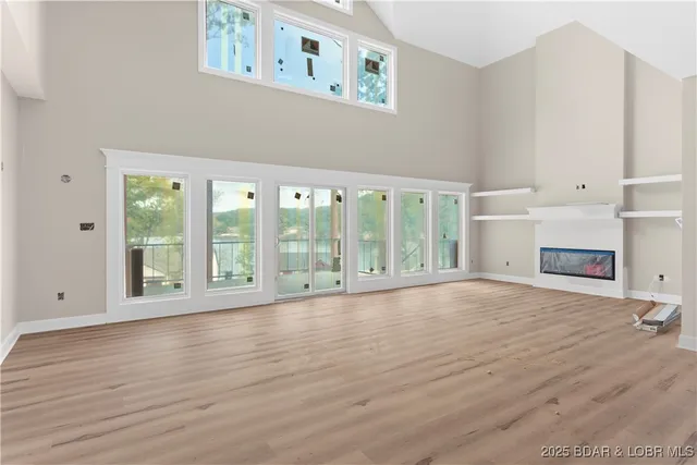 $515,000 | 48 Eagles Pass, Climax Springs, MO 65324