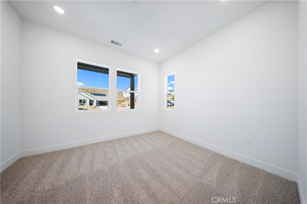 28632 Old Spgs Road Castaic, CA 91384 - Photo 30 of 70