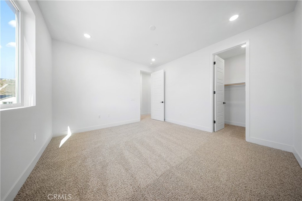 28632 Old Spgs Road Castaic, CA 91384 - Photo 46 of 70 a view of an empty room with a closet