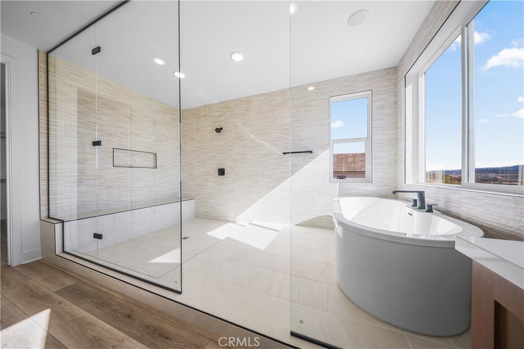 28632 Old Spgs Road Castaic, CA 91384 - Photo 65 of 70 a bathroom with a bathtub and a shower