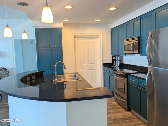 $395,000 | 6422 West US Highway 98, Unit 404, Panama City Beach, FL 32407