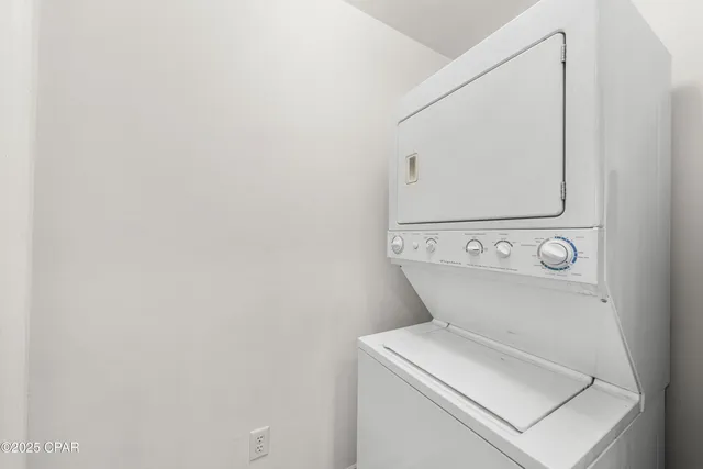 $395,000 | 6422 West US Highway 98, Unit 404, Panama City Beach, FL 32407