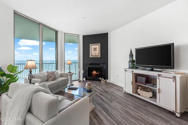 $395,000 | 6422 West US Highway 98, Unit 404, Panama City Beach, FL 32407