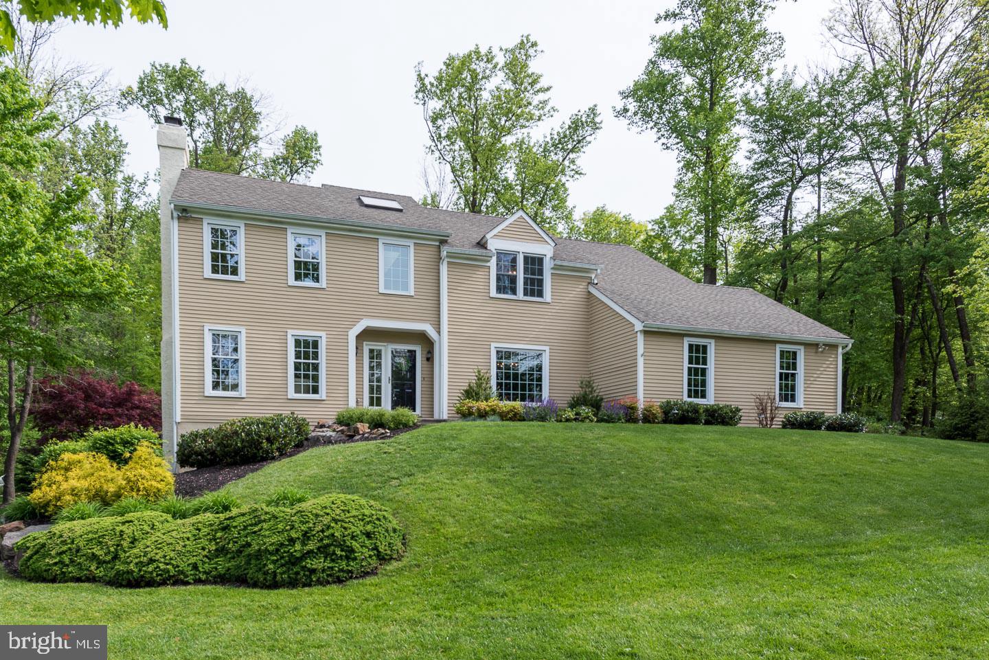 41 Stonehedge Drive Glenmoore, PA 19343 - Photo 2 of 48